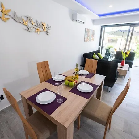 Kato 1br Near Harbour/beach/sea Апартаменты Пафос